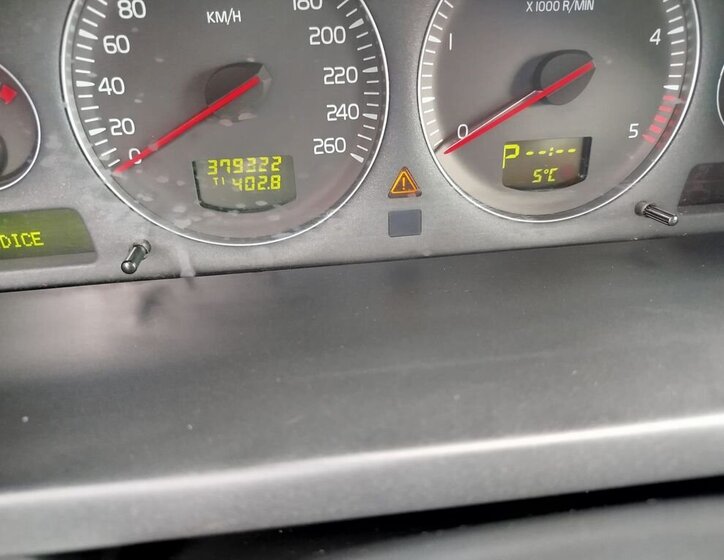 Volvo XC90 SUV / Terénní 2,4 l 136 kw