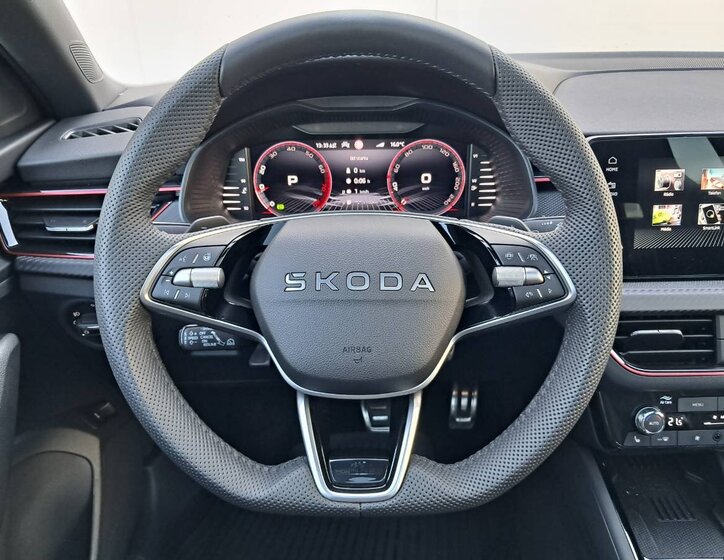 Škoda Scala Hatchback 1,5 l 110 kw