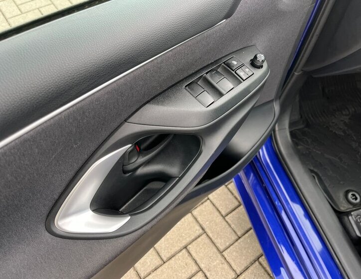 Toyota Yaris Hatchback 1,5 l 68 kw