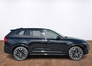 Volvo XC90 SUV / Terénní 2,0 l 335 kw