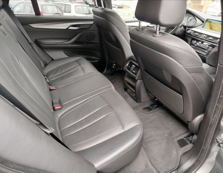 BMW X5 SUV / Terénní 3,0 l 190 kw