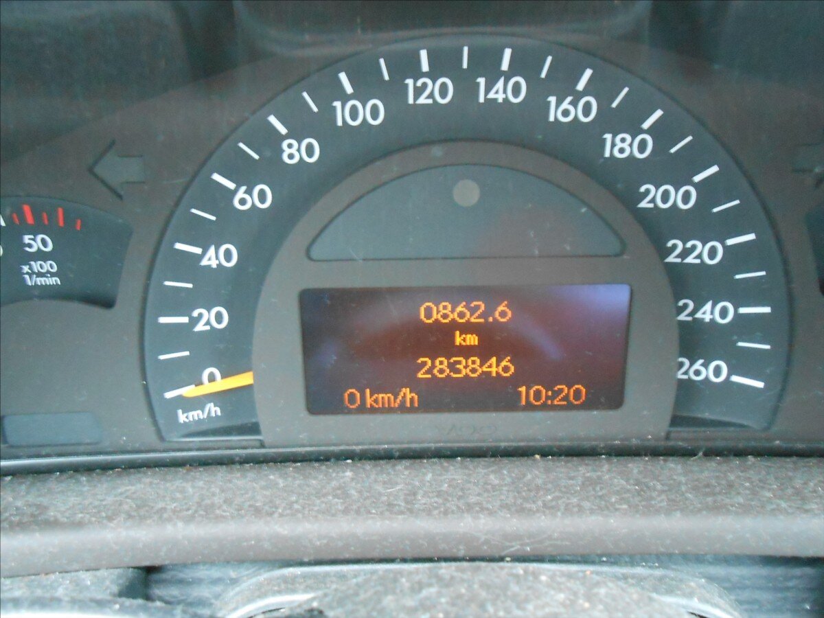 Mercedes-Benz Třídy C Kombi 2,1 l 90 kw