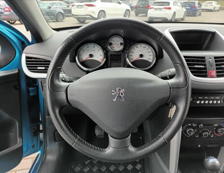 Peugeot 207 Kombi 1,4 l 54 kw