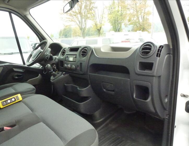 Renault Master 24