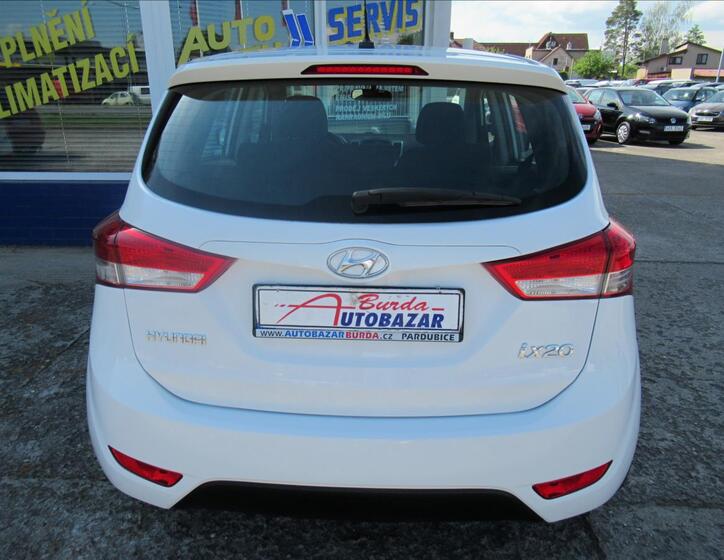 Hyundai ix20 7