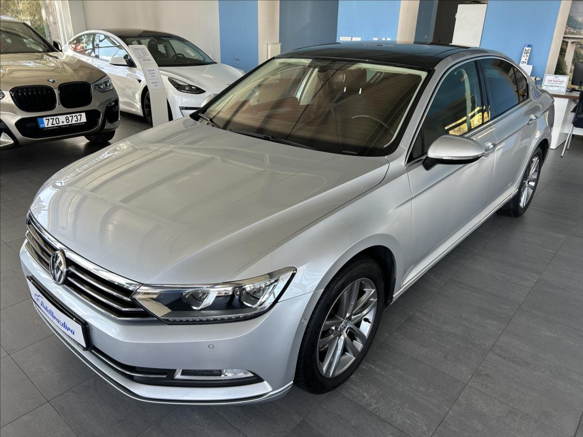 Volkswagen Passat Sedan / Limuzína 1,4 l 110 kw