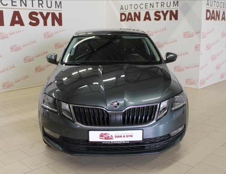 Škoda Octavia Sedan / Limuzína 1,6 l 85 kw