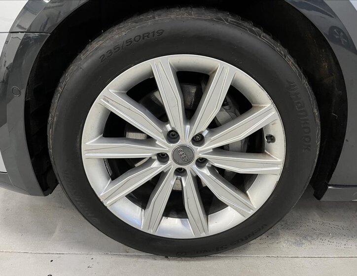 Audi A6 Allroad Kombi 3,0 l 210 kw