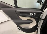 Volvo XC40 30