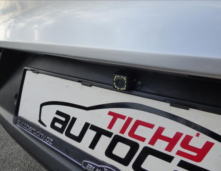 Hyundai i30 Liftback 1,6 l 100 kw