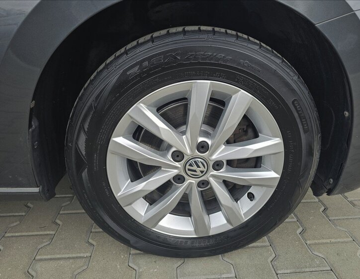 Volkswagen Touran Kombi 2,0 l 110 kw