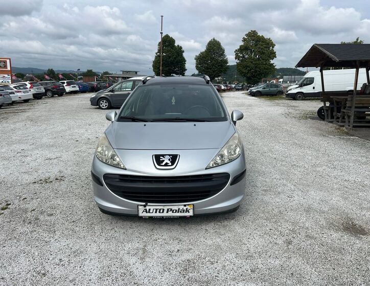 Peugeot 207 1