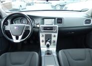 Volvo V60 16