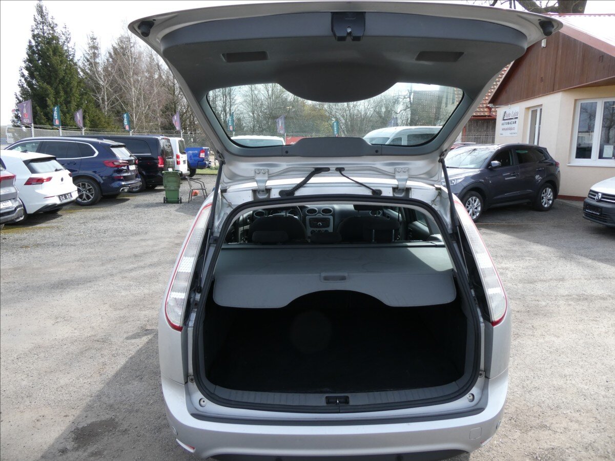 Ford Focus Kombi 1,6 l 74 kw