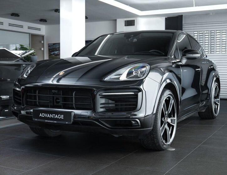 Porsche Cayenne 1