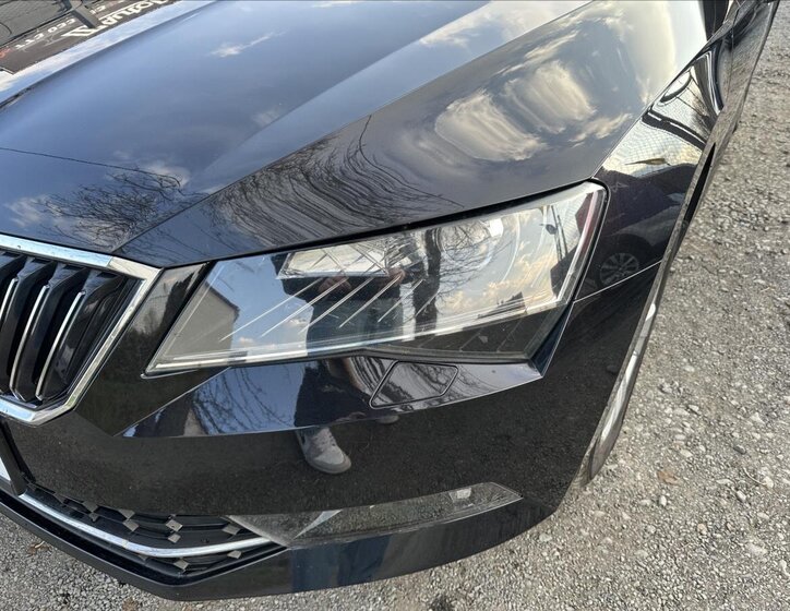 Škoda Superb Kombi 2,0 l 140 kw