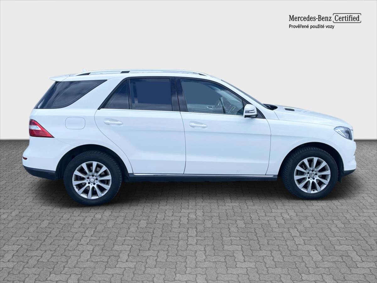 Mercedes-Benz Třídy M SUV 3,0 l 190 kw