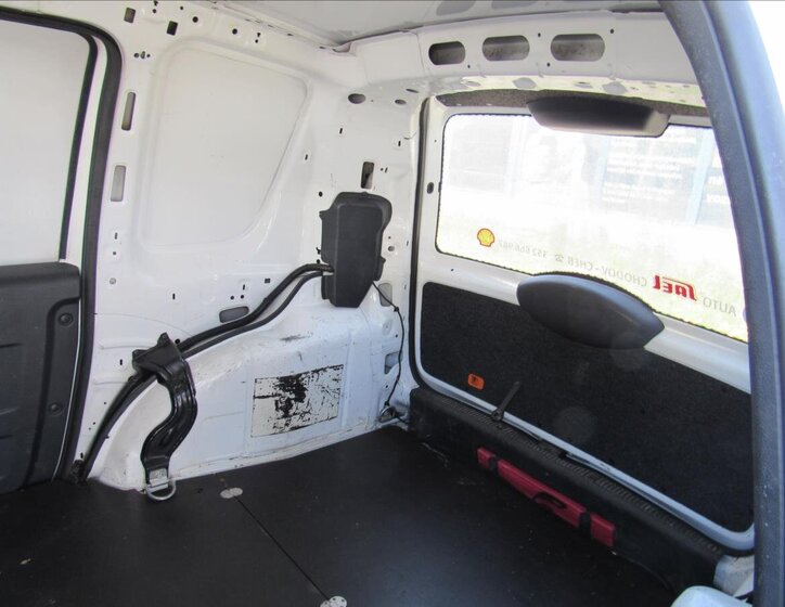 Škoda Praktik Skříň 1,2 l 51 kw