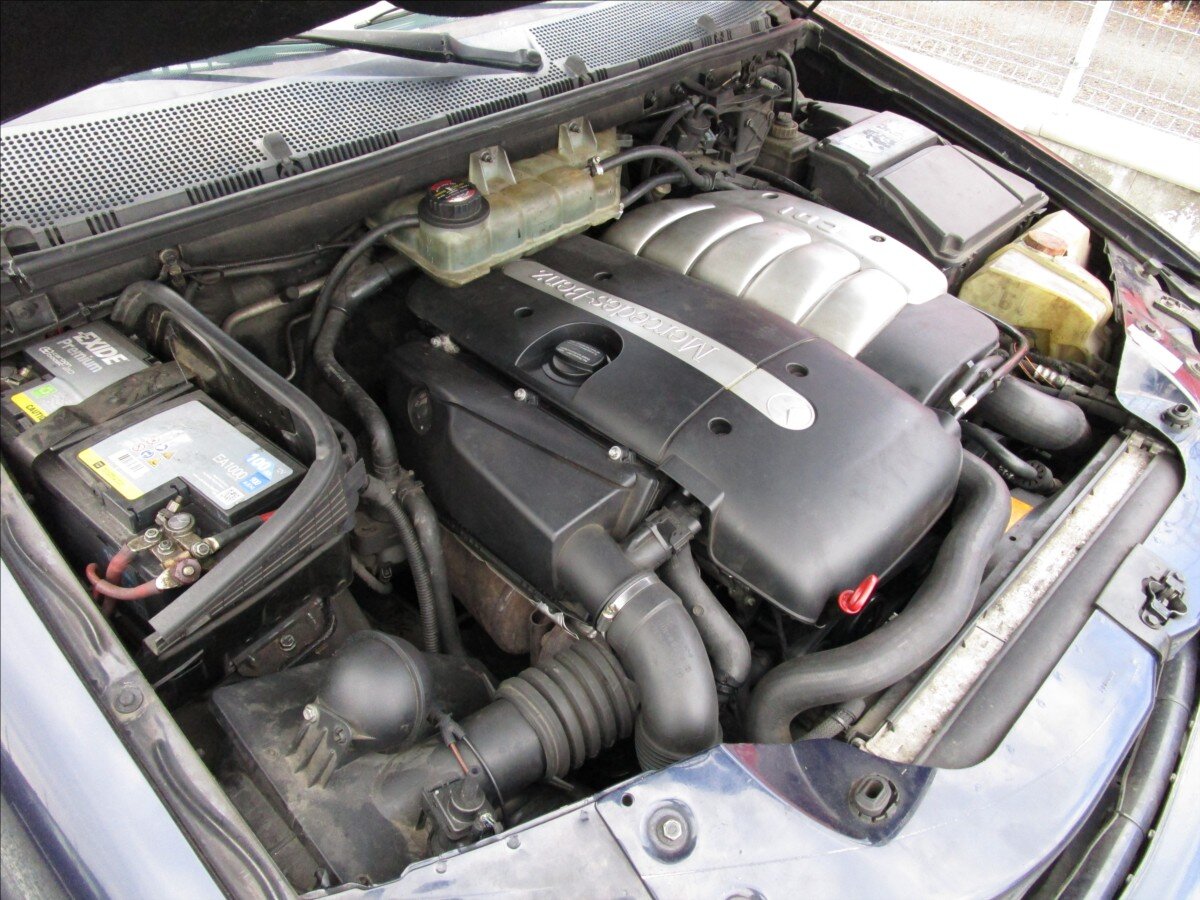 Mercedes-Benz Třídy M Kombi 2,7 l 120 kw