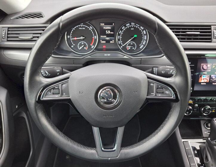 Škoda Superb 24