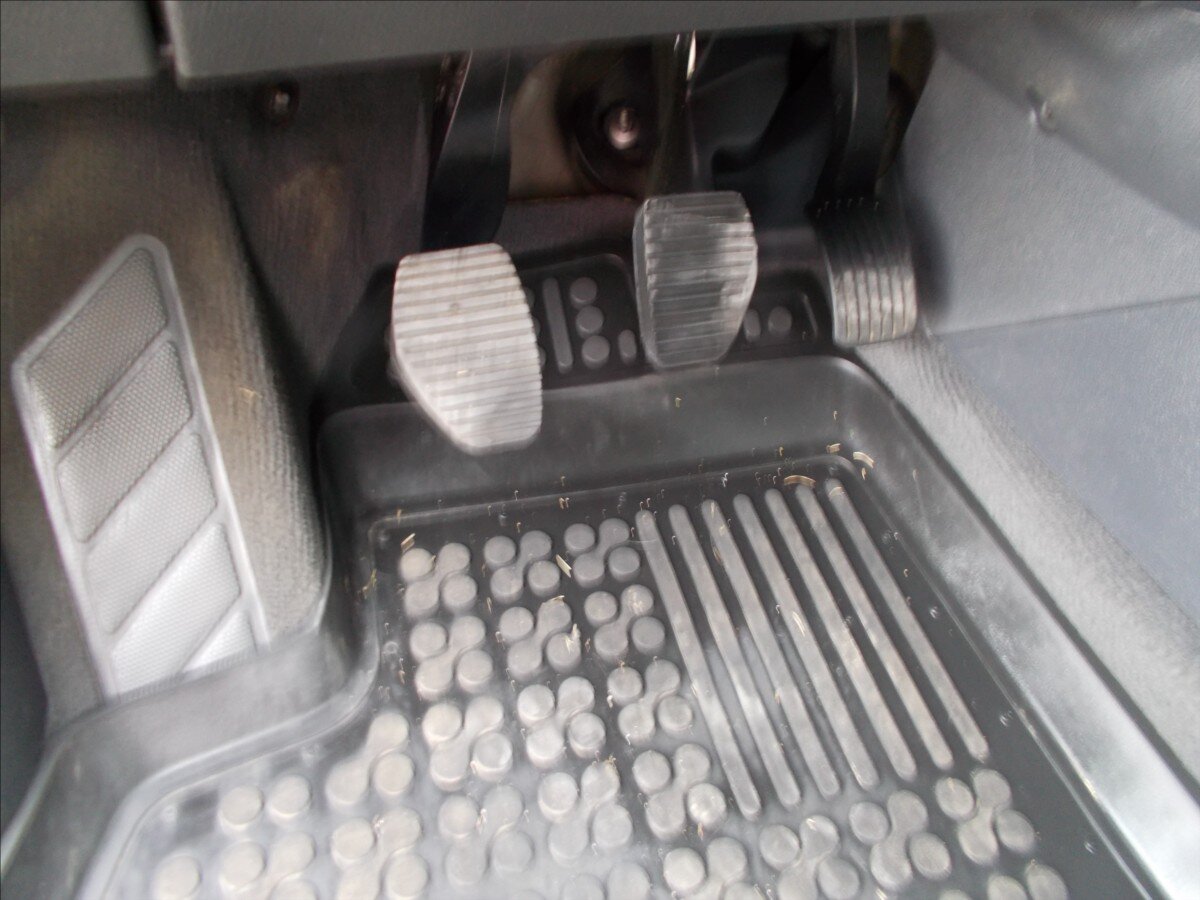 Peugeot 5008 MPV 1,6 l 80 kw