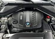 BMW X5 Kombi 3,0 l 180 kw