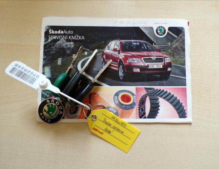 Škoda Octavia Sedan / Limuzína 1,8 l 118 kw