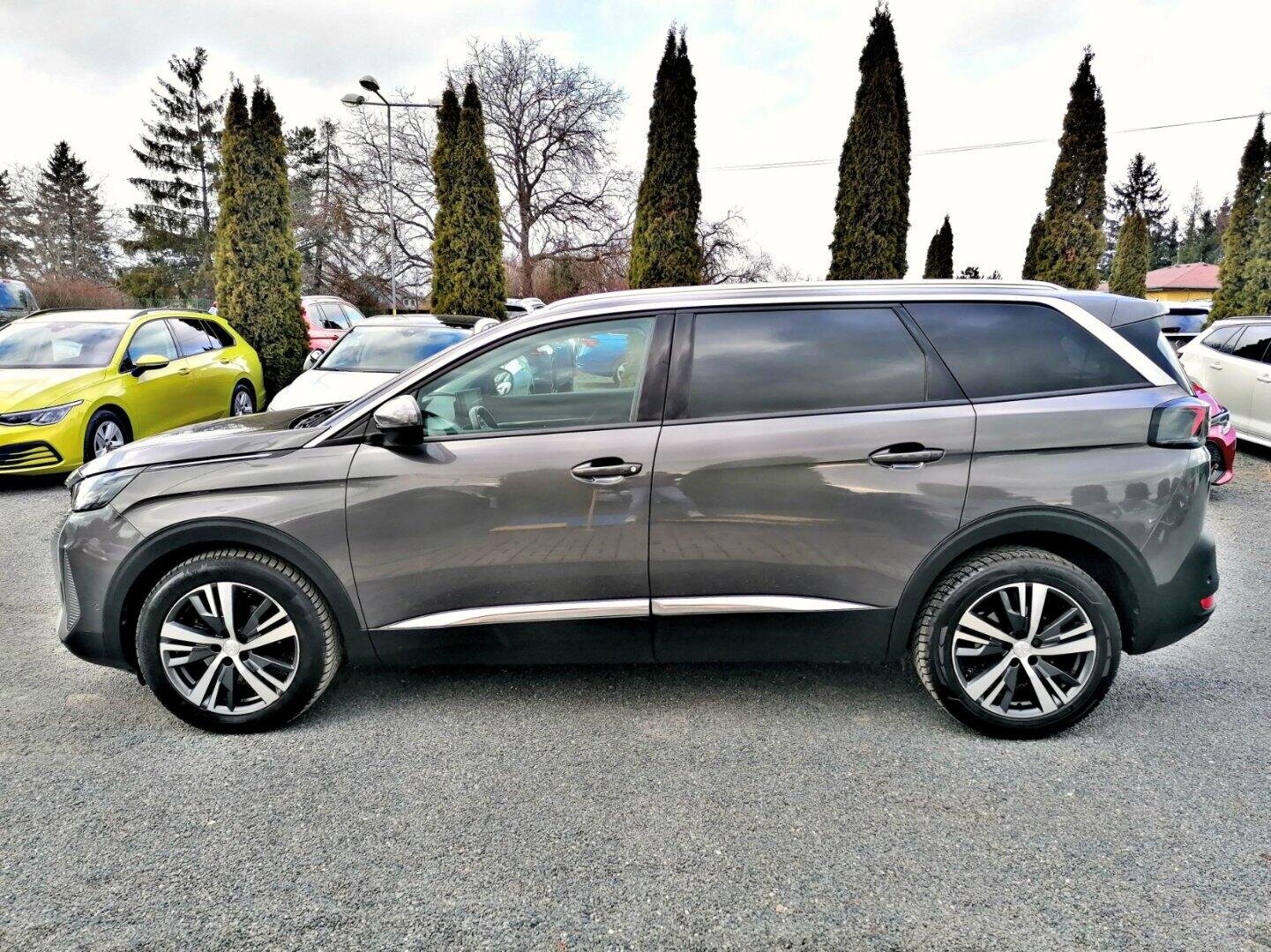 Peugeot 5008 SUV / Terénní 1,5 l 96 kw