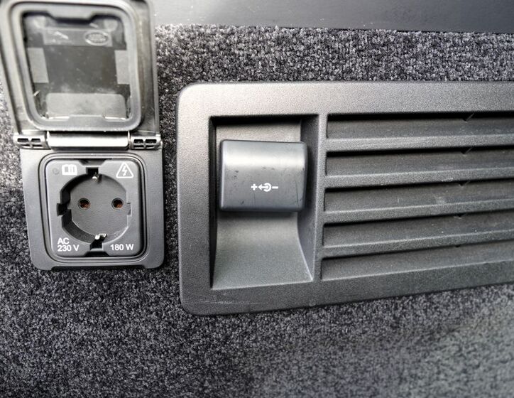 Land Rover Range Rover 13