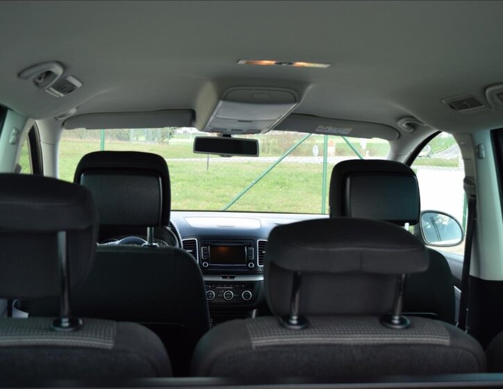 Volkswagen Sharan MPV 2,0 l 103 kw