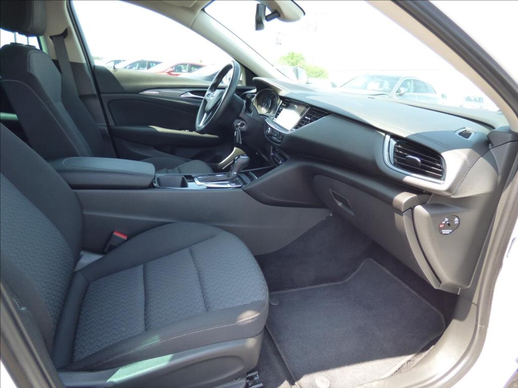 Opel Insignia Hatchback 2,0 l 125 kw