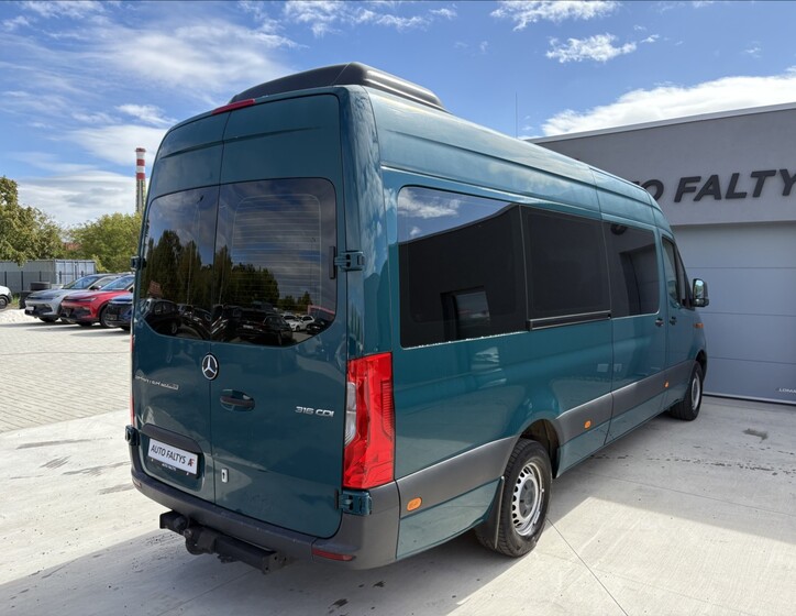 Mercedes-Benz Sprinter 6