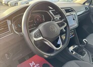 Volkswagen Tiguan 12