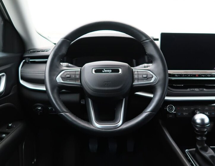 Jeep Compass SUV / Terénní 1,6 l 96 kw