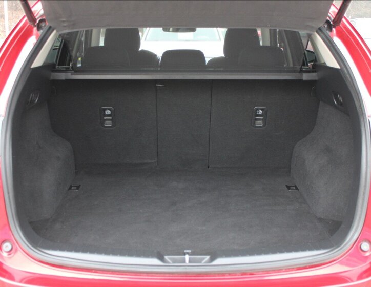 Mazda CX-5 SUV / Terénní 2,5 l 143 kw