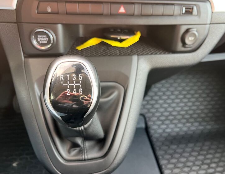 Toyota ProAce Verso 24