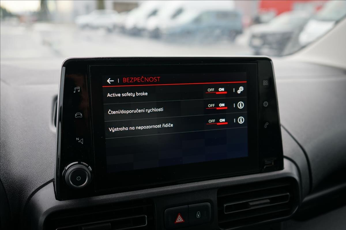 Citroën Berlingo MPV 1,5 l 96 kw