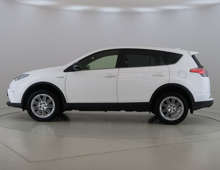 Toyota RAV4 SUV / Terénní 2,5 l 114 kw