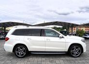 Mercedes-Benz GLS 7