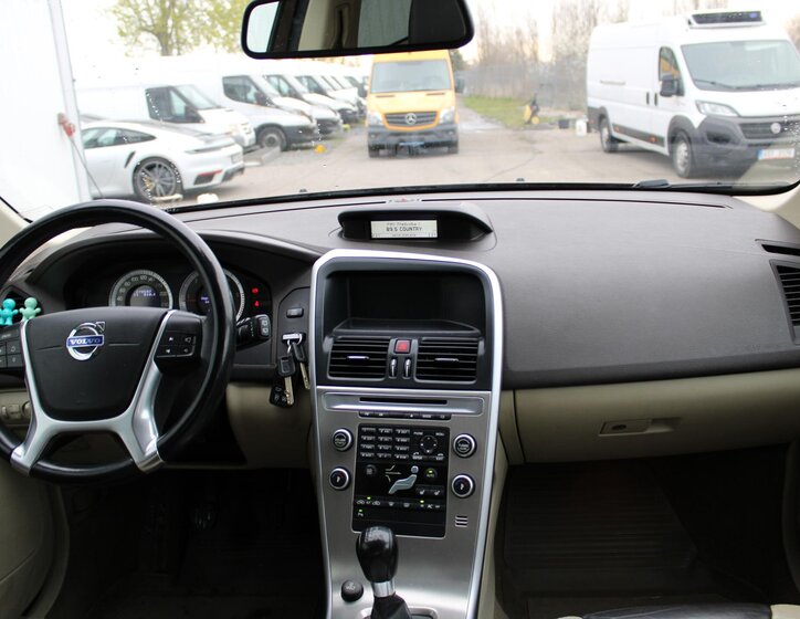 Volvo XC60 SUV / Terénní 2,4 l 129 kw