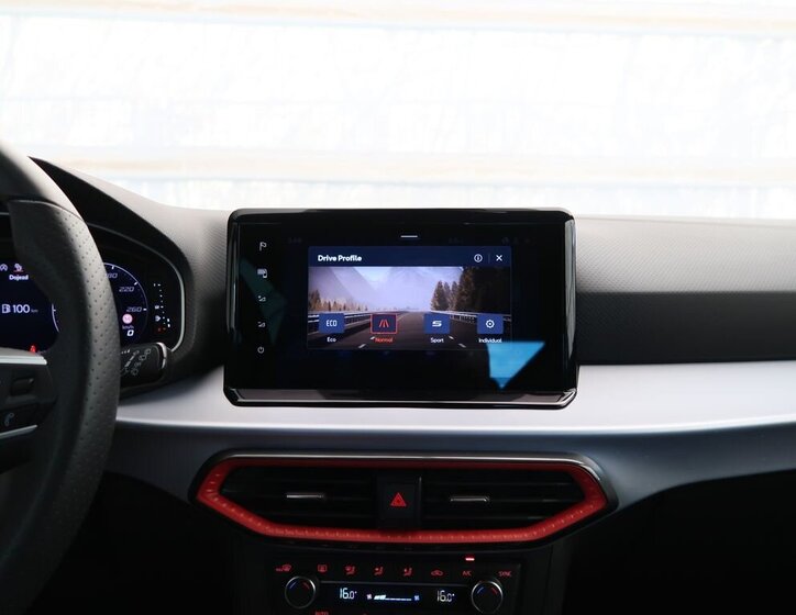 Seat Arona SUV / Terénní 999,0 85 kw