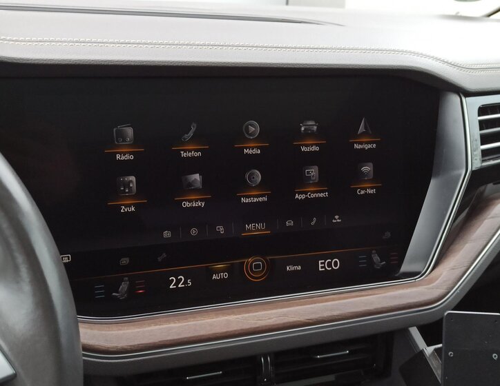 Volkswagen Touareg 24