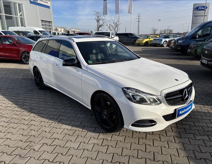 Mercedes-Benz Třídy E Kombi 2,1 l 125 kw