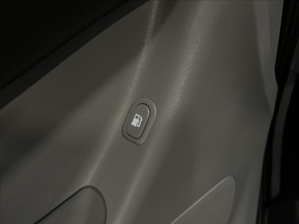 Hyundai H 1 MPV 2,5 l 125 kw