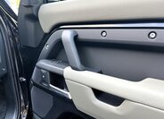 Land Rover Defender SUV / Terénní 3,0 l 147 kw