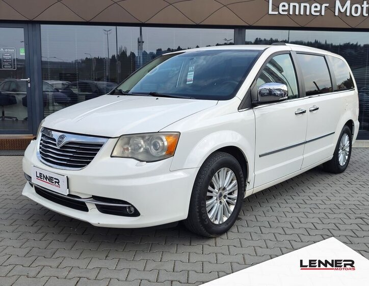 Lancia Voyager MPV 2,8 l 120 kw