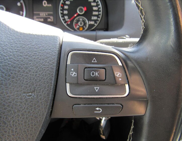 Volkswagen Touran Kombi 1,4 l 103 kw