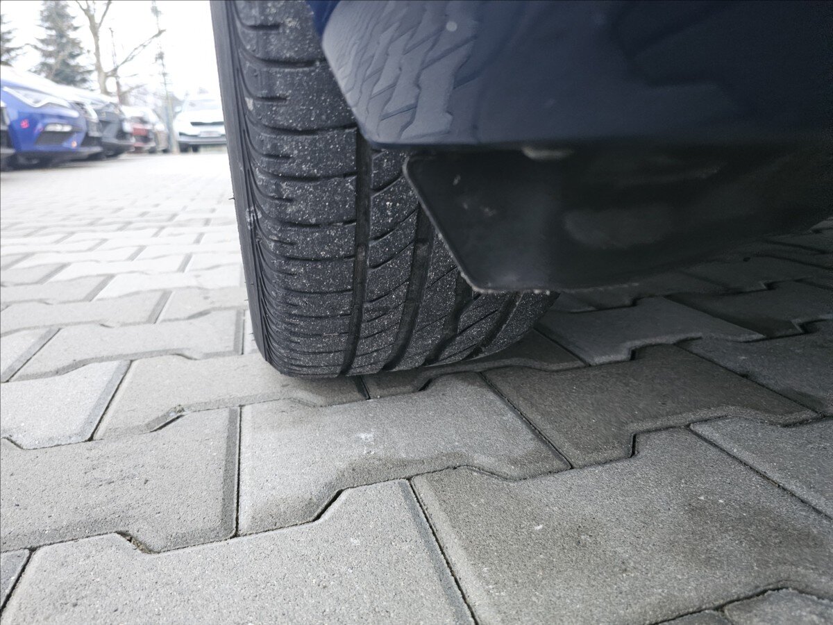 Škoda Rapid Hatchback 999,0 81 kw