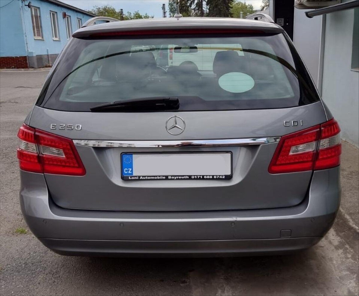 Mercedes-Benz Třídy E Kombi 0,0 0