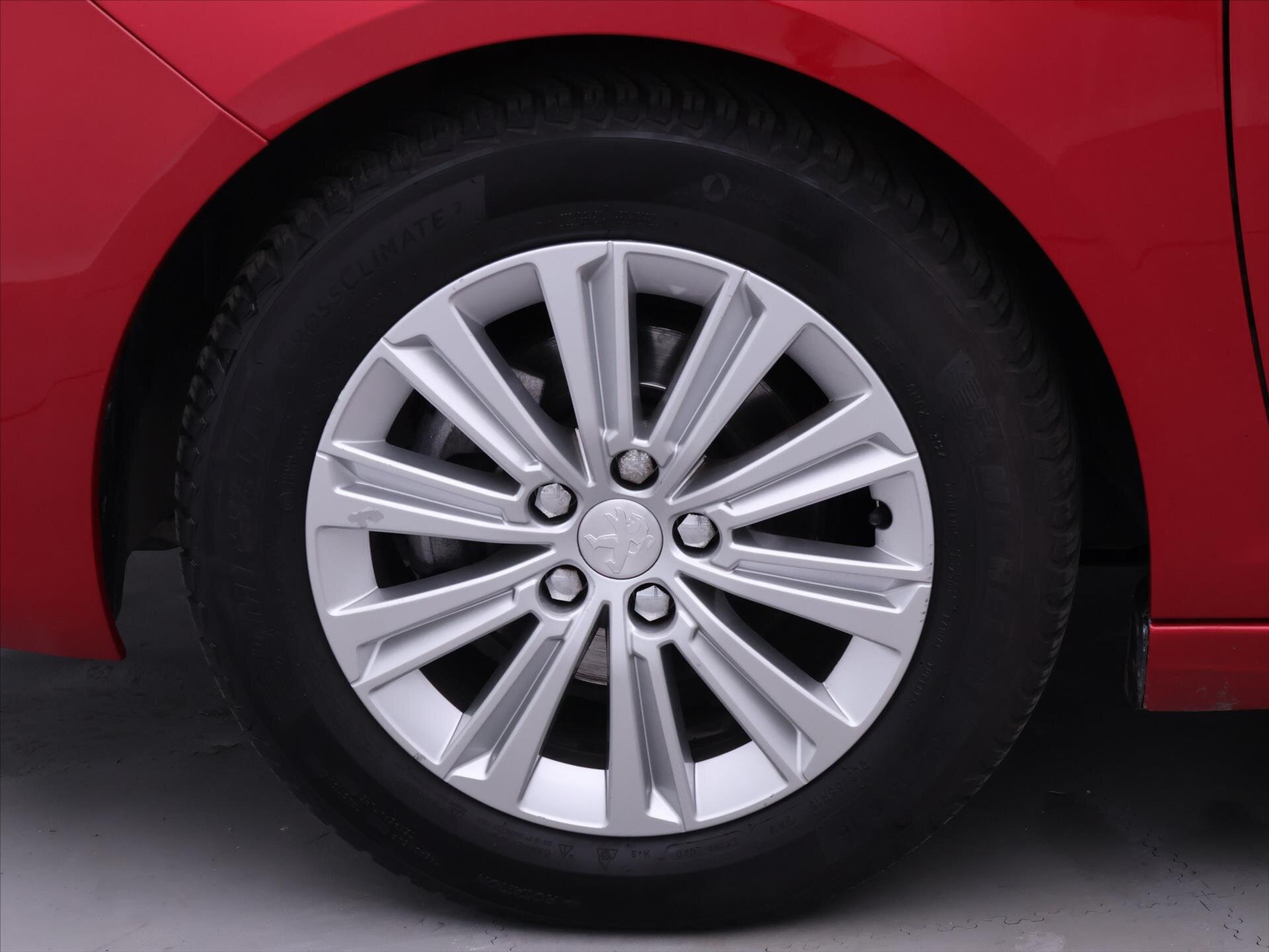 Peugeot 308 Kombi 1,2 l 96 kw